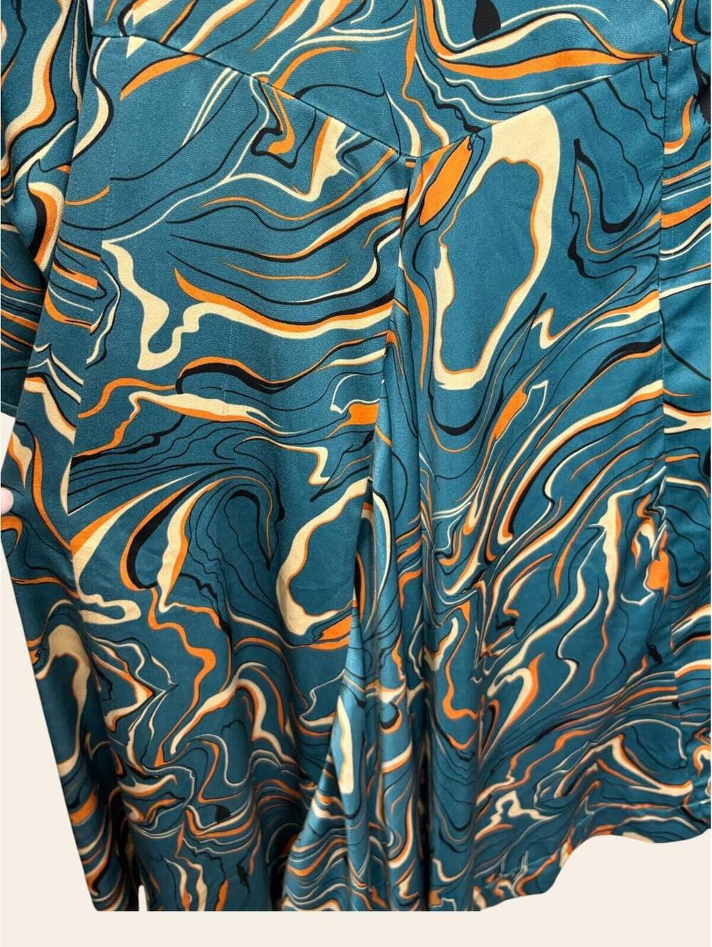 Asymmetrical Pattern Dresd - Picture 3 of 4